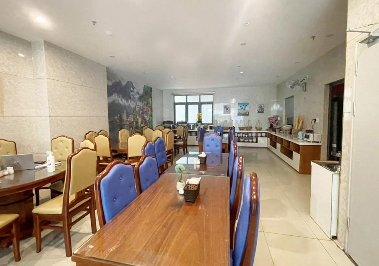Yuni Hotel And Apartment Da Nang Esterno foto