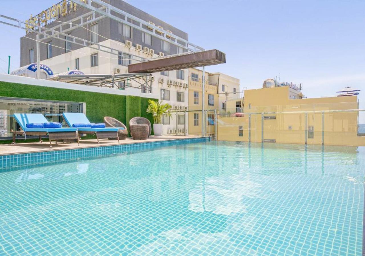 Yuni Hotel And Apartment Da Nang Esterno foto